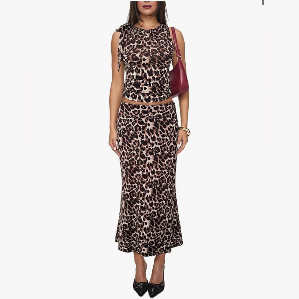 NEW Leopard 2 Pc Sleeveless Tie Shoulder Crop Top High Waist Maxi Skirt M